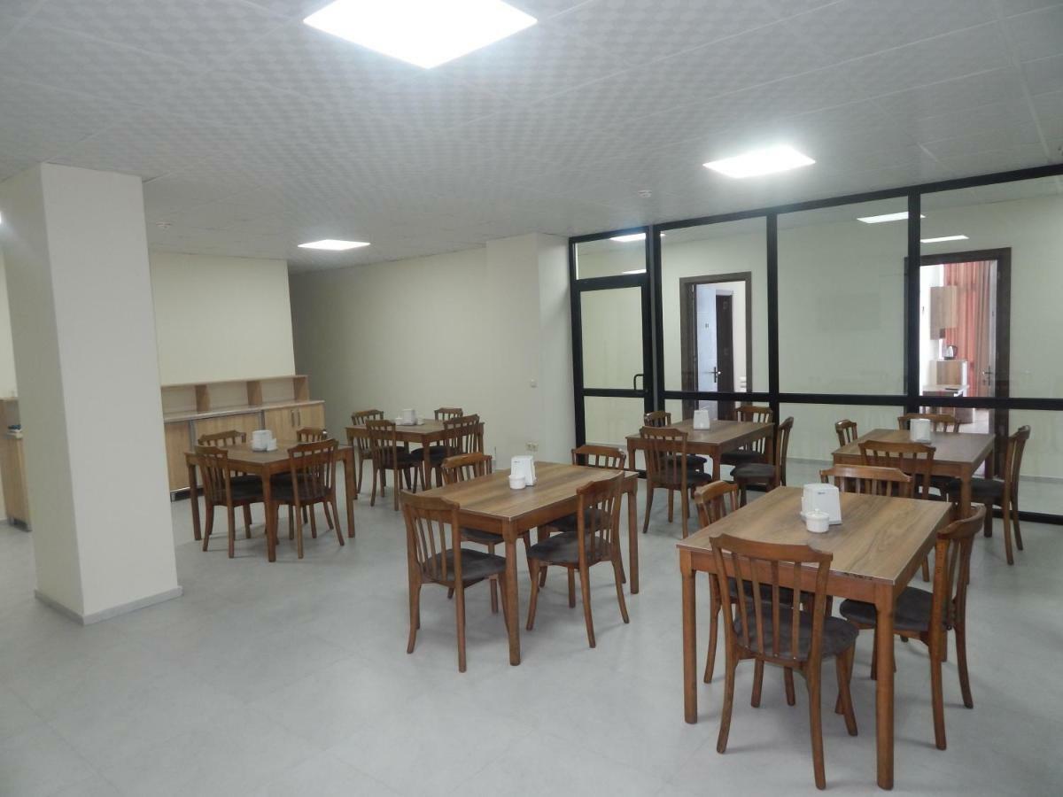 Hotel Belugo Batumi Exterior photo