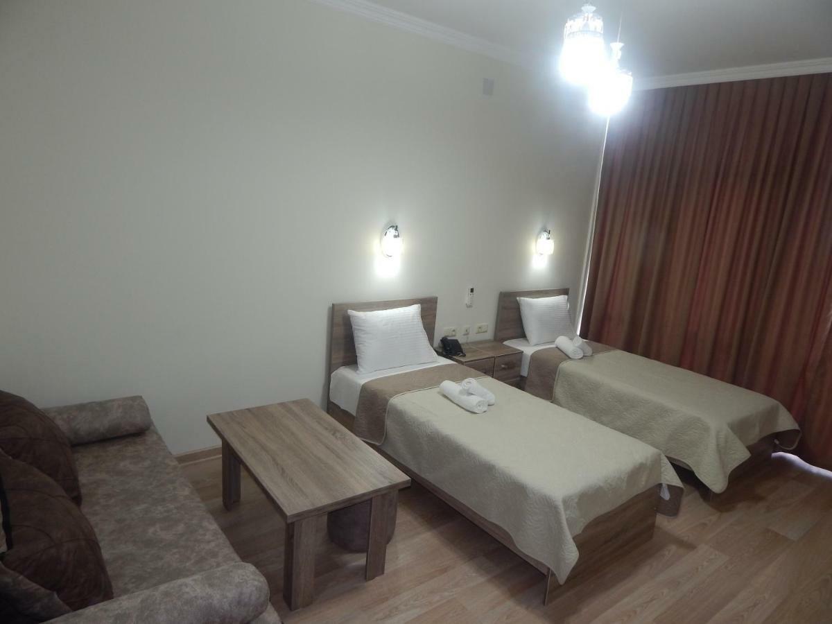 Hotel Belugo Batumi Exterior photo