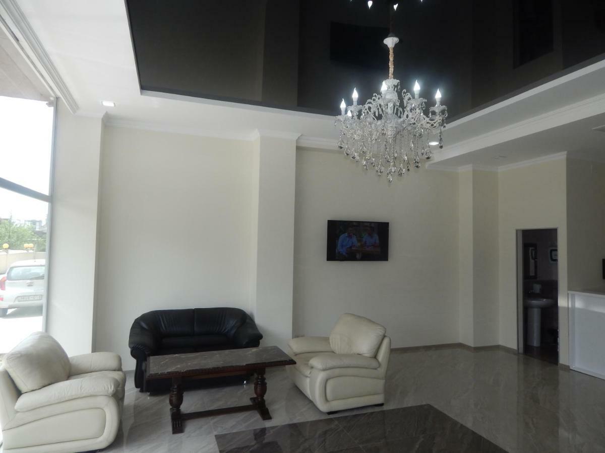 Hotel Belugo Batumi Exterior photo